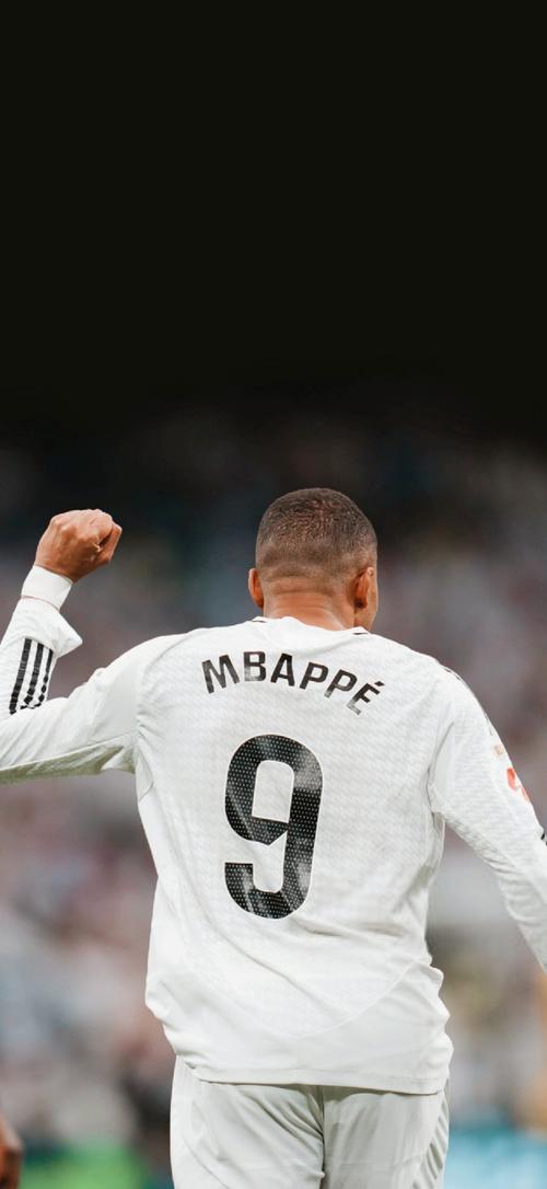 巴西上一次落位世界杯C组是2002年，近两届冠军都出自C组